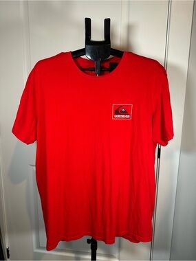 Quiksilver Men’s XL Red 100% Cotton Graphic T-Shirt Surf Skate Tee